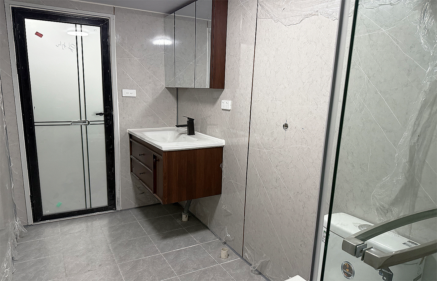 20ft moderne uitbreidbare container op maat gemaakte winkel met kamerhoge ramen 20ft moderne uitbreidbare container op maat gemaakte winkel met kamerhoge ramen