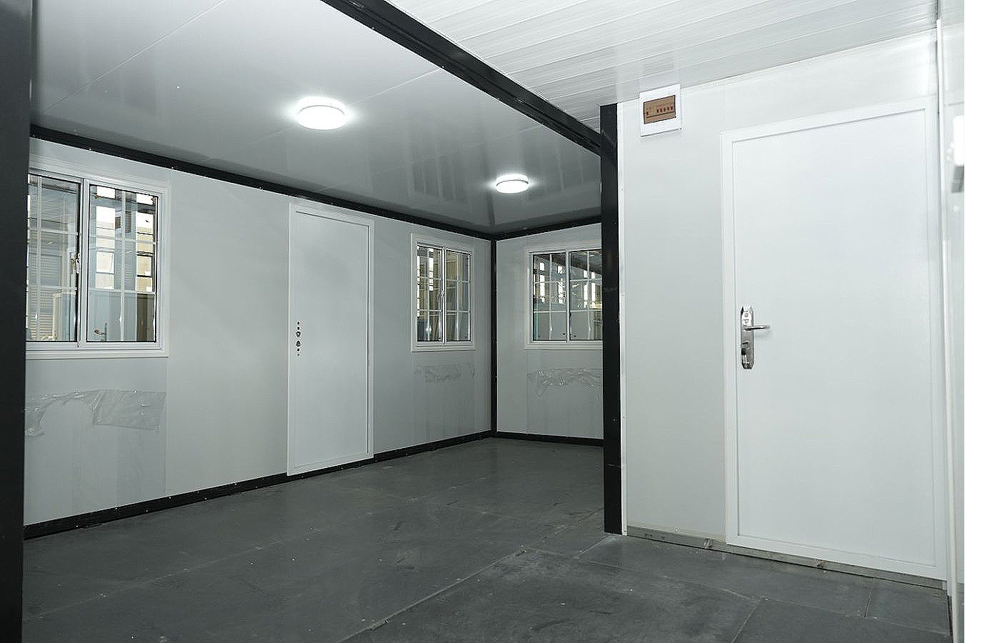 20ft moderne uitbreidbare container op maat gemaakte winkel met kamerhoge ramen 20ft moderne uitbreidbare container op maat gemaakte winkel met kamerhoge ramen